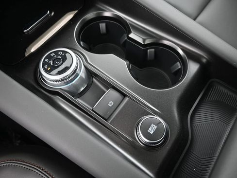 New 2025 Ford Explorer Active w/ Active Comfort Package image 15