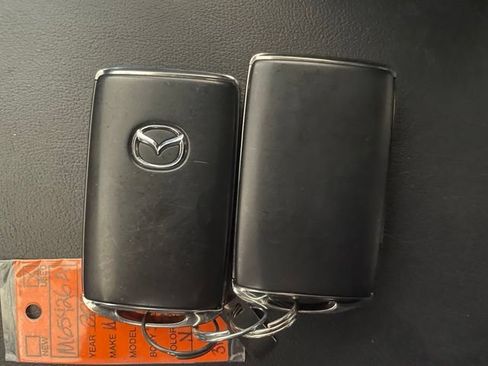 Used 2025 MAZDA MAZDA3 s FWD image 18
