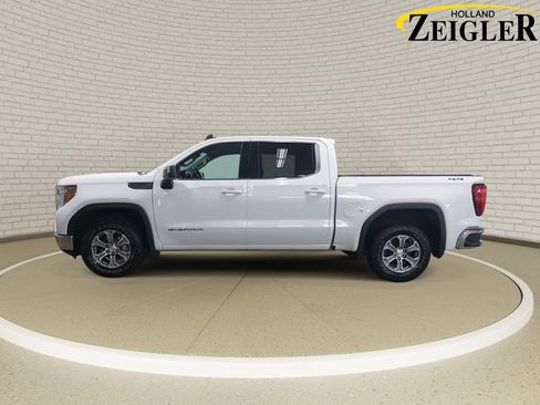 Used 2022 GMC Sierra 1500 SLE image 8