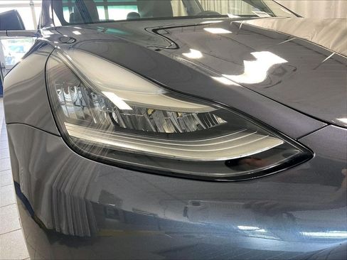 Used 2018 Tesla Model 3 Long Range AWD/4WD image 33