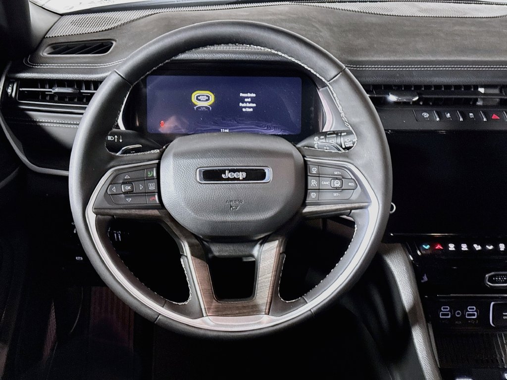 New 2027 Jeep Grand Cherokee Altitude AWD/4WD image 13