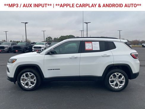 Used 2024 Jeep Compass Latitude image 5