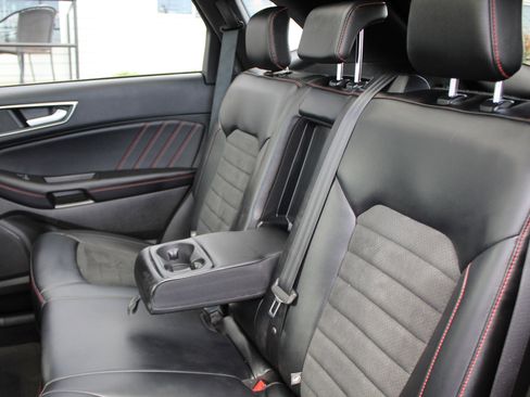 Used 2023 Ford Edge ST-Line AWD/4WD image 43