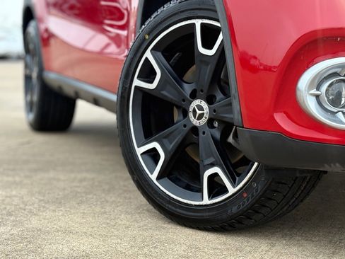 Used 2018 Mercedes-Benz GLA 250 image 11