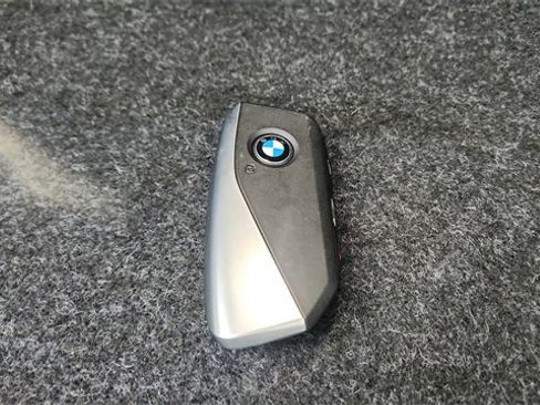 Used 2025 BMW i5 eDrive40i w/ M Sport Package image 59