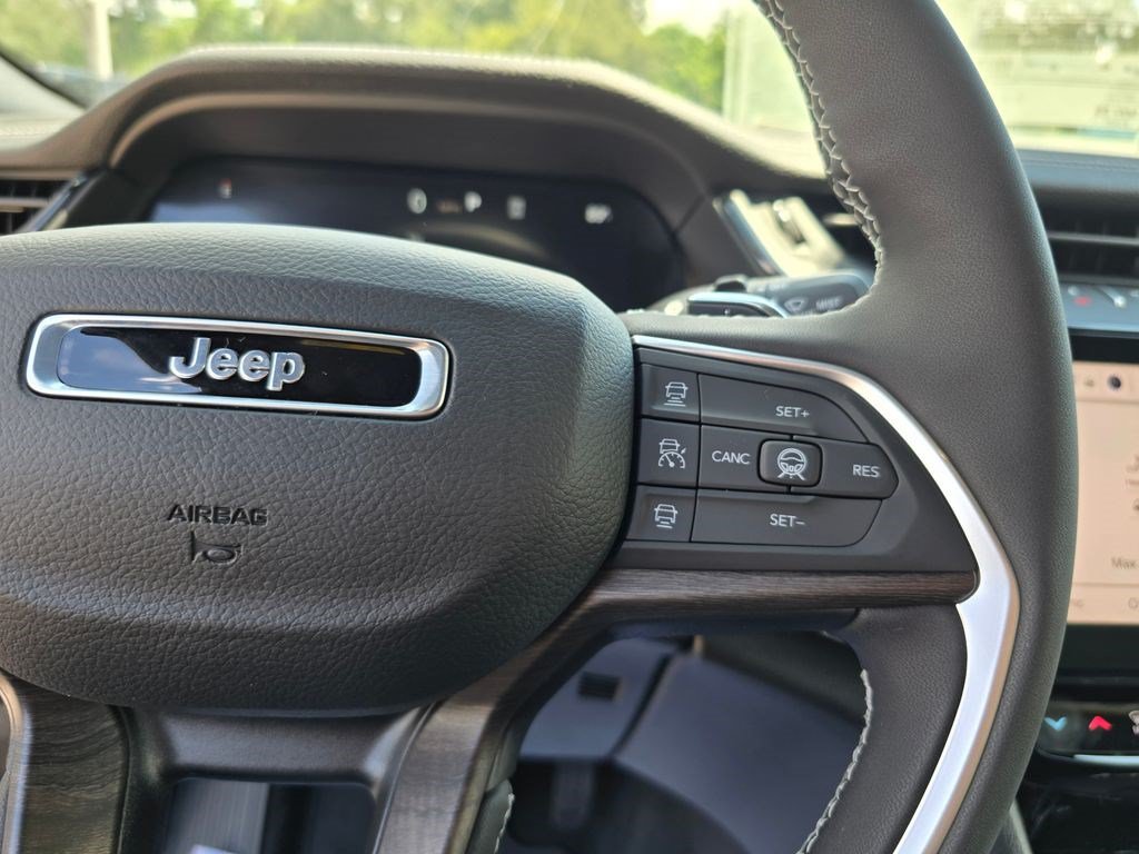New 2027 Jeep Grand Cherokee Limited w/ Technology Group II AWD/4WD image 20