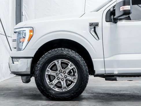 Used 2022 Ford F150 Lariat image 9