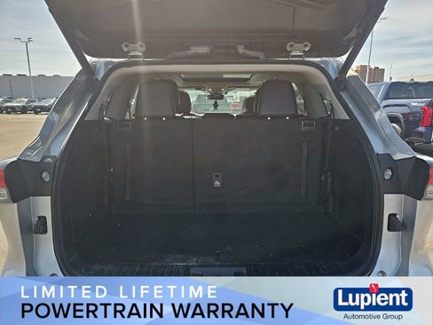 Used 2021 Toyota Highlander Platinum image 14