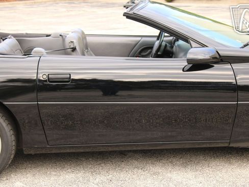 Used 1997 Chevrolet Camaro SS w/ SS Alteration Pkg image 38