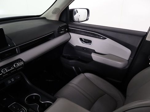 Used 2023 Honda Pilot Elite image 42