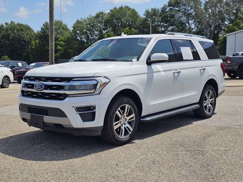 Used 2022 Ford Expedition Limited AWD/4WD image 1