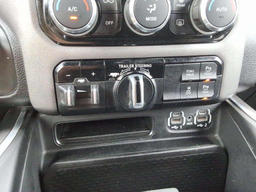 Used 2021 RAM 1500 Big Horn AWD/4WD image 33