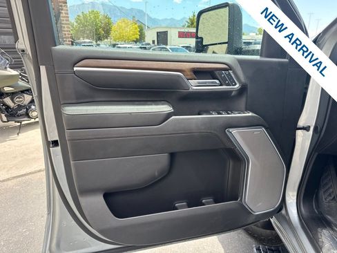 Used 2024 Chevrolet Silverado 2500 High Country w/ Technology Package AWD/4WD image 20