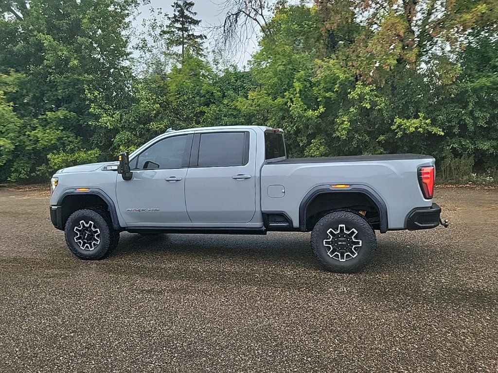 Used 2024 GMC Sierra 2500 AT4X AWD/4WD image 18