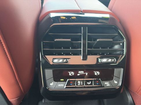 Used 2026 BMW iX M70 AWD/4WD image 13