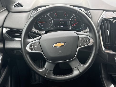 Certified 2024 Chevrolet Traverse LT image 18