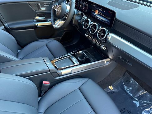 Used 2026 Mercedes-Benz GLB 250 image 26