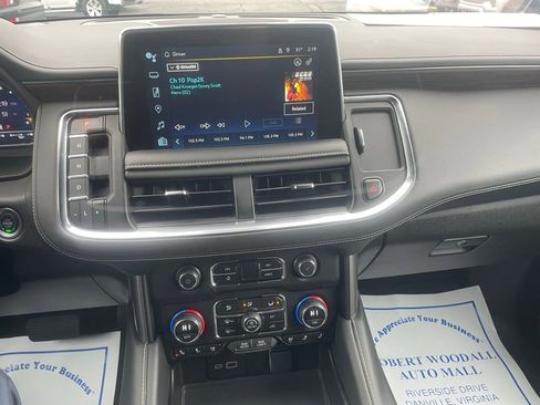 Used 2024 Chevrolet Suburban Premier image 29