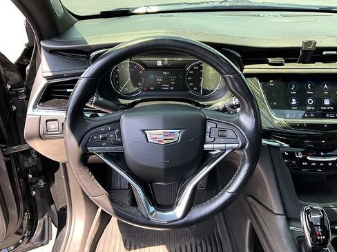 Used 2021 Cadillac XT6 Premium Luxury AWD/4WD image 33