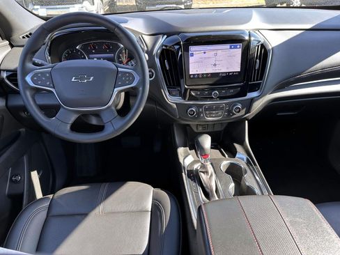 Used 2023 Chevrolet Traverse RS AWD/4WD image 15