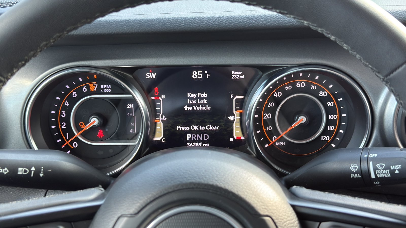 Used 2023 Jeep Gladiator Sport AWD/4WD image 11