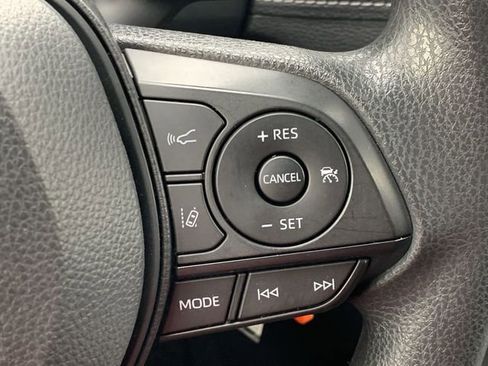 Certified 2025 Toyota RAV4 LE AWD/4WD image 28