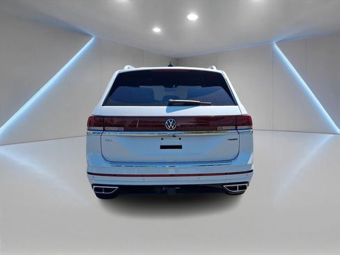 Used 2024 Volkswagen Atlas SEL Premium R-Line AWD/4WD image 5