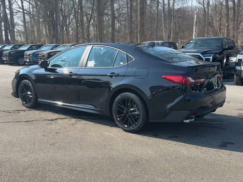 New 2026 Toyota Camry SE image 6