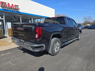 Used 2022 GMC Sierra 1500 SLE w/ Preferred Package video 3