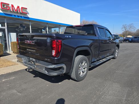 Used 2022 GMC Sierra 1500 SLE w/ Preferred Package image 3