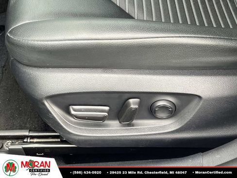 Used 2024 Toyota Camry SE FWD image 17