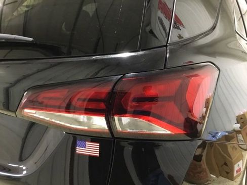 Used 2024 Chevrolet Equinox LT FWD image 19