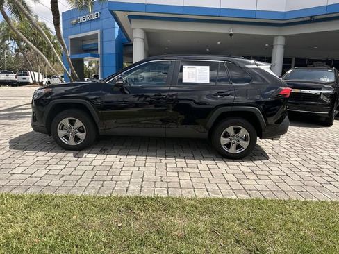 Used 2024 Toyota RAV4 XLE FWD image 33