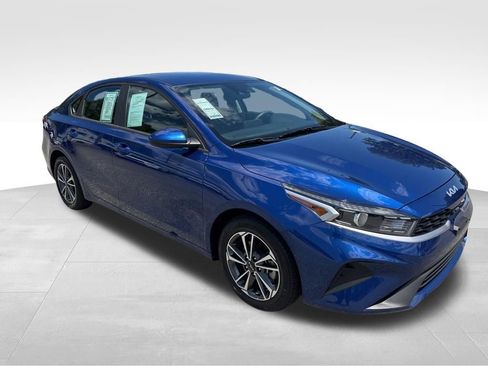 Used 2023 Kia Forte LXS FWD image 31