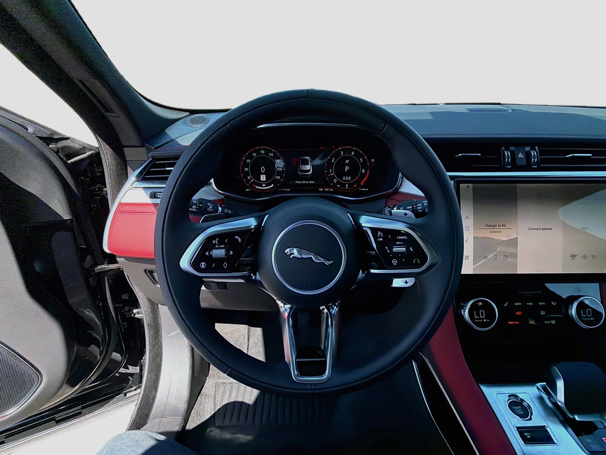 New 2026 Jaguar F-PACE R-Dynamic S AWD/4WD image 38