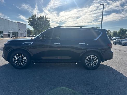 Used 2021 Nissan Armada SL w/ Midnight Edition Package RWD image 9