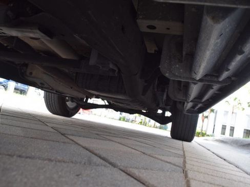 Used 2022 Chevrolet Suburban LT RWD image 99