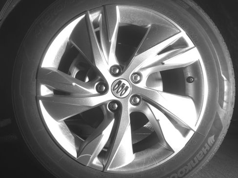Used 2025 Buick Encore GX Preferred AWD/4WD image 12