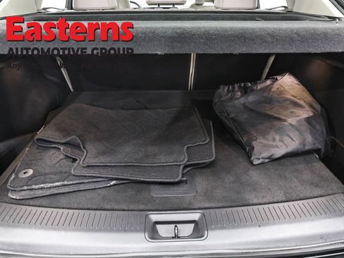 Used 2023 Nissan Ariya AWD image 9