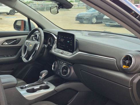 Used 2025 Chevrolet Blazer LT image 29