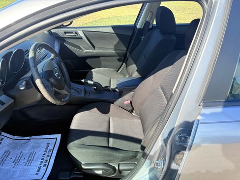 Used 2012 MAZDA MAZDA3 i Touring image 30