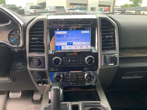 Used 2019 Ford F150 Lariat w/ Equipment Group 502A Luxury RWD image 31