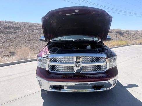 Used 2018 RAM 1500 Laramie w/ Convenience Group AWD/4WD image 39