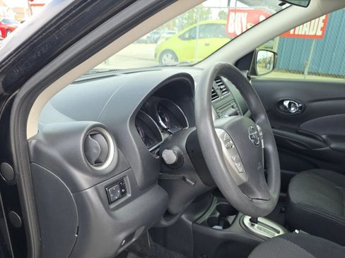 Used 2015 Nissan Versa w/ SL Tech Package FWD image 51