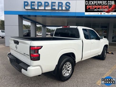 Used 2024 Nissan Frontier SV w/ Technology Package AWD/4WD image 6