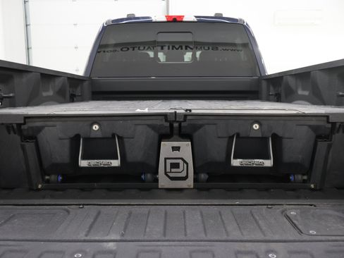 Used 2023 Ford F350 Lariat w/ Lariat Ultimate Package AWD/4WD image 30