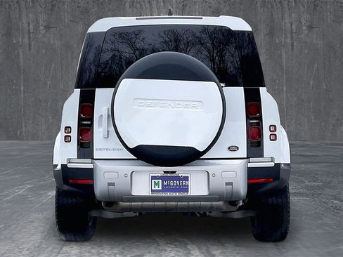 Used 2021 Land Rover Defender 110 S image 5