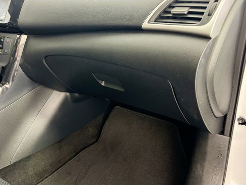 Used 2019 Nissan Sentra SL FWD image 35