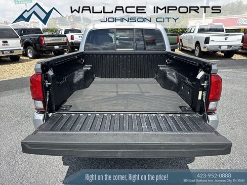 Used 2023 Toyota Tacoma SR AWD/4WD image 41