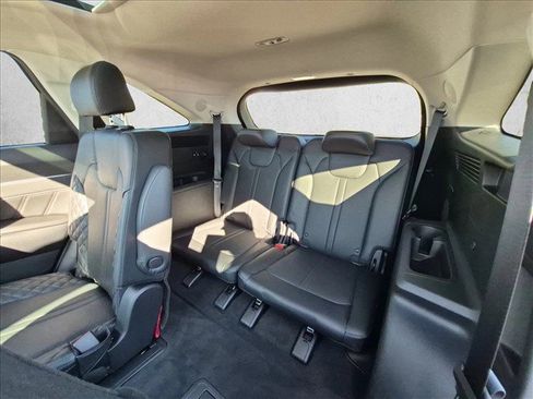 Used 2023 Kia Sorento SX AWD/4WD image 22